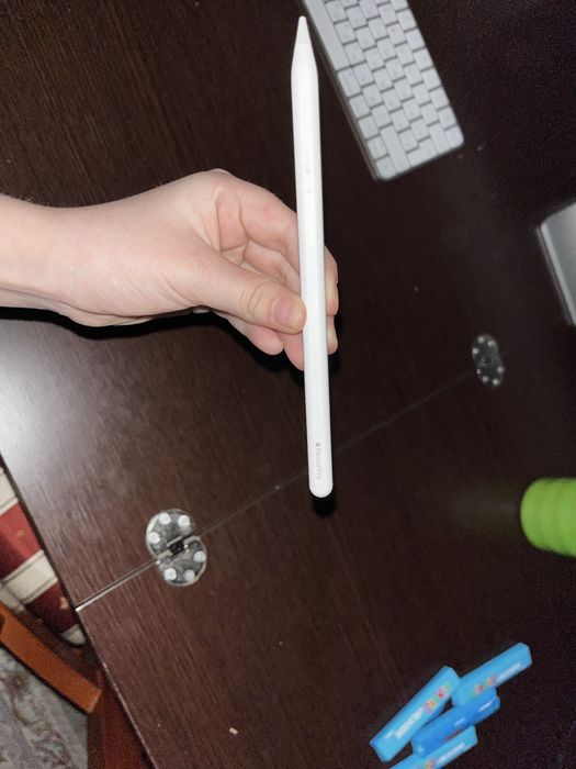 Продам Apple Pencil Pro
