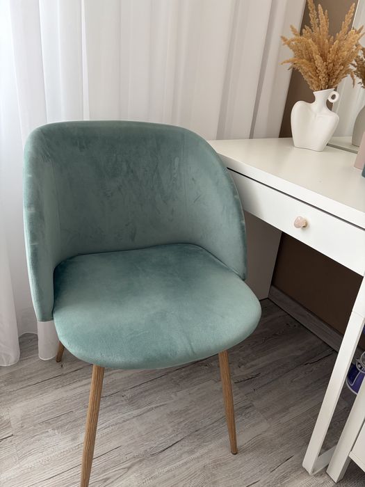 Masa si scaun machiaj