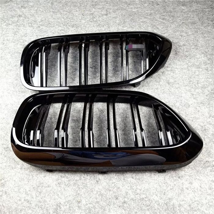 Grila nări duble negru Piano black lucios Bmw Seria 5 G30 G31 G38 F90