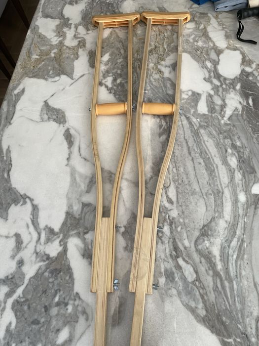 Костыли , б/у в хорошем состоянии
