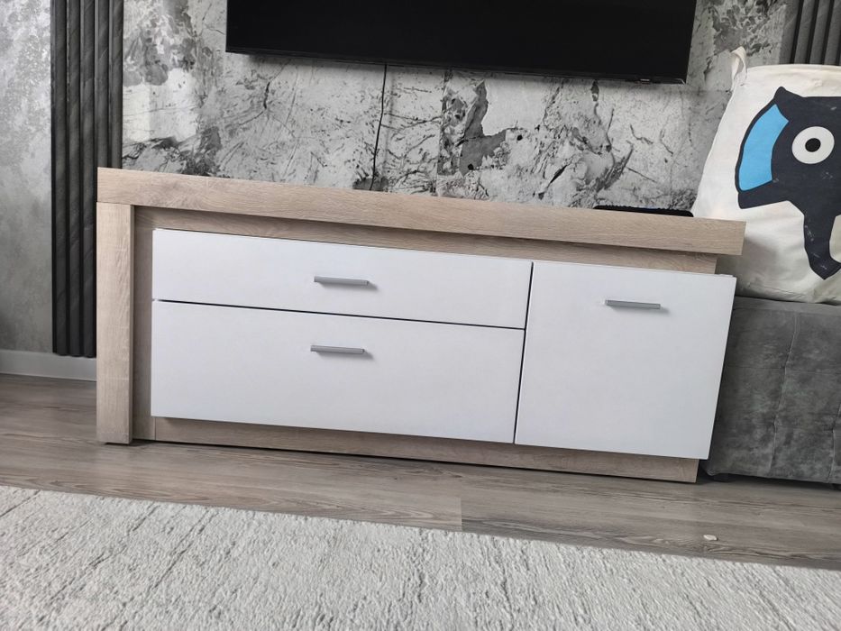 Продам шкаф под телевизор