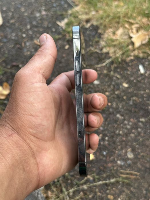 Iphone 13 pro max 91%  procent la baterie 128 de GB