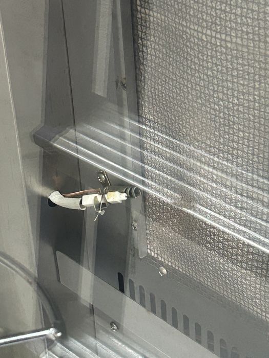 Продаеться профессиональный гриль аппарат(газовый)