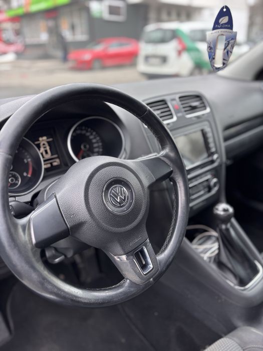 Golf 6 , 1.6 tdi bluemotion 2010 Hatchback stare excelenta