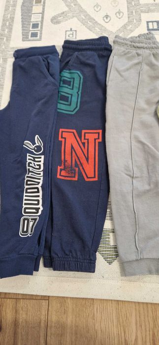 Pantaloni trening băieți, mărimea 5-6ani, 110-116