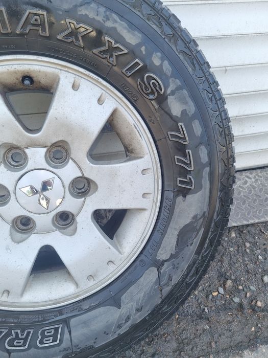 Паджеро 2007 Диски с резиной