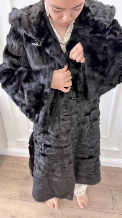 Норковая шуба черный бриллиант