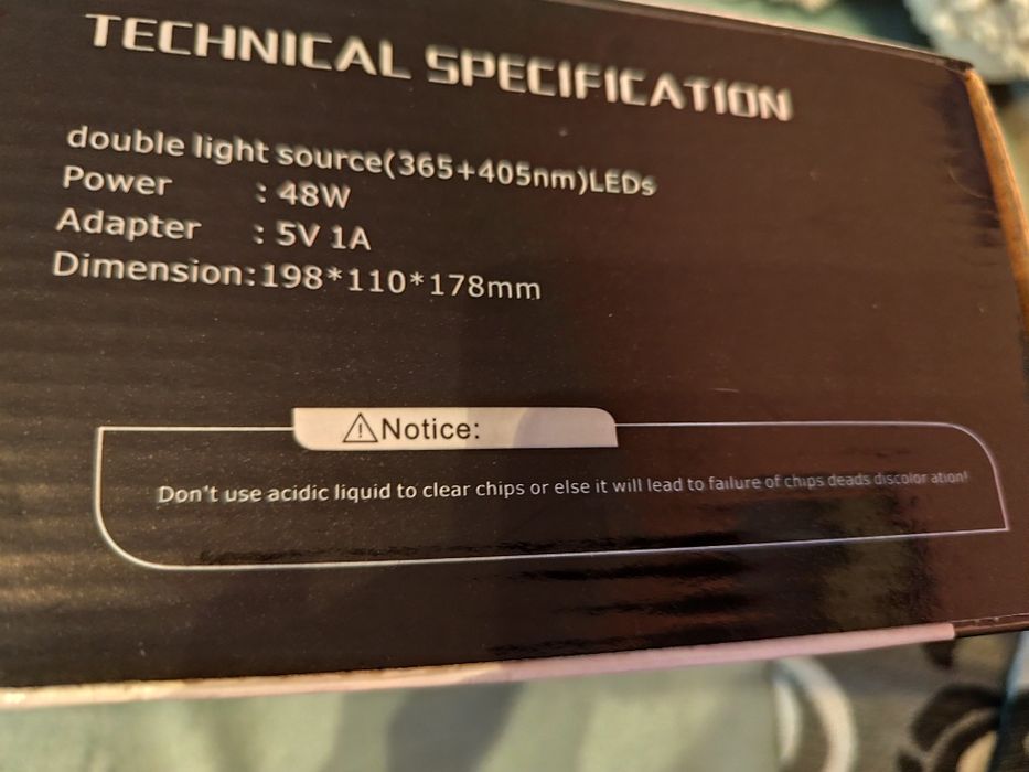 Lampa led pentru unghii.