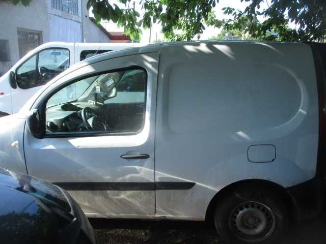 Piese dezmembrari RENAULT KANGOO an 2010 motor 1,5 diesel DCI