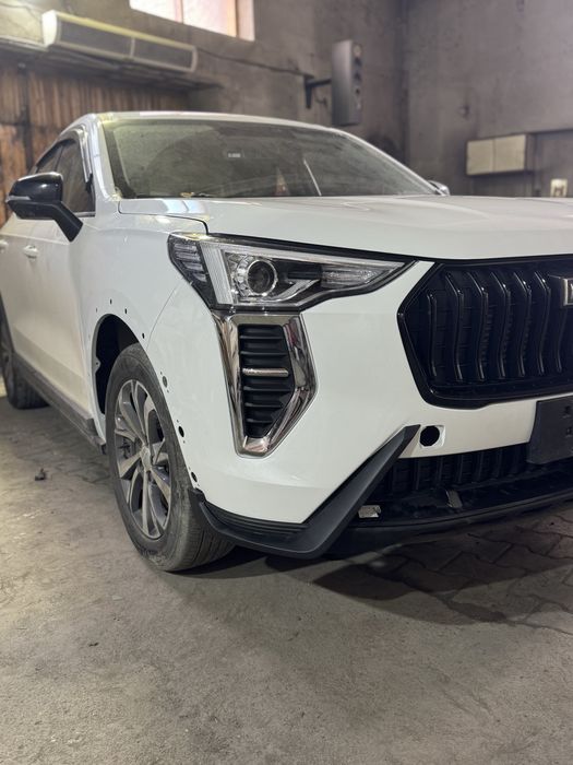 Автомаляр-костоправ