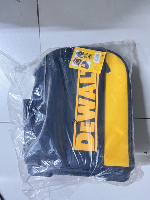 Рюкзак DWST81690-1 DeWALT