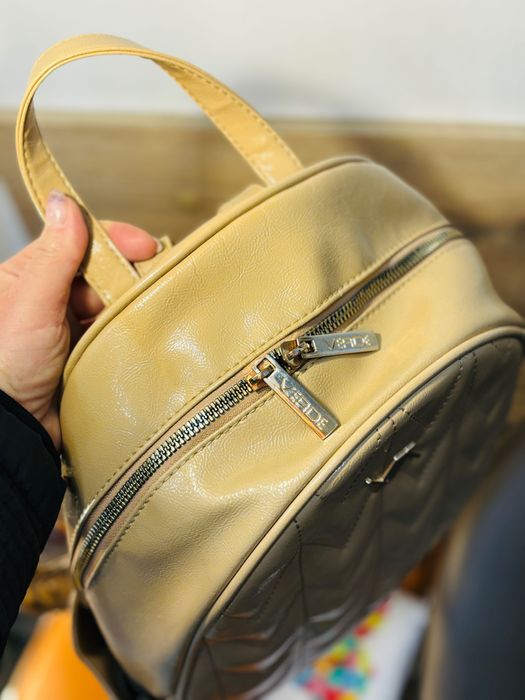 Бежова раница Verde