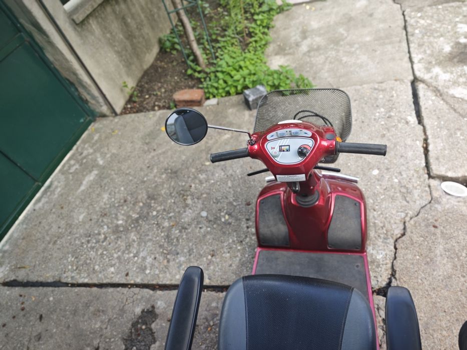 Scuter  electric varstnici