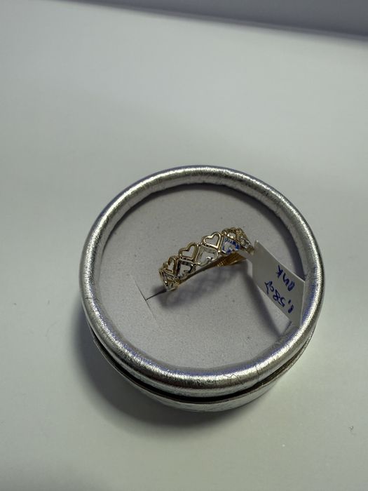 Inel cu inimioare (vl) star amanet