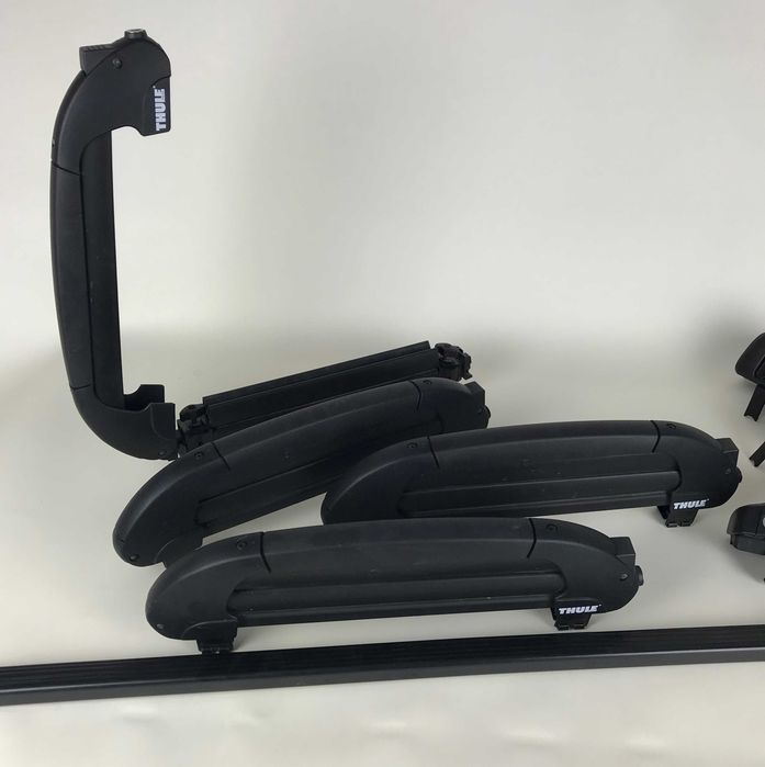 Set suport de ski si snowboard cu bare si prindere de masina