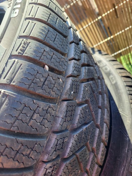 Anvelope de iarna Pirelli