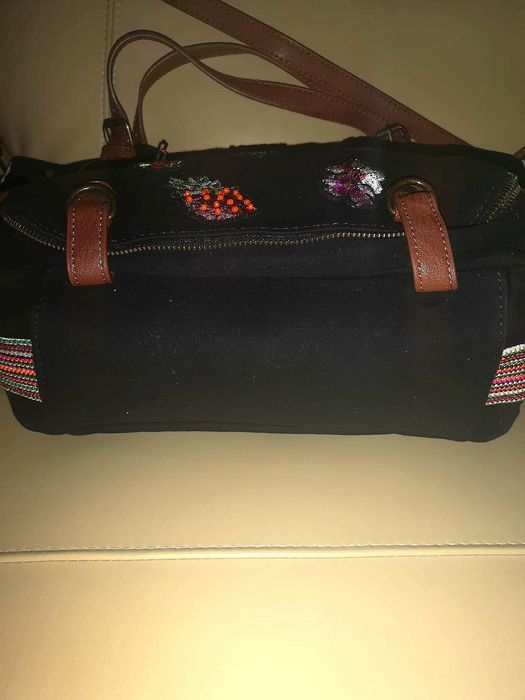 Poșetă Desigual foarte frumoasă