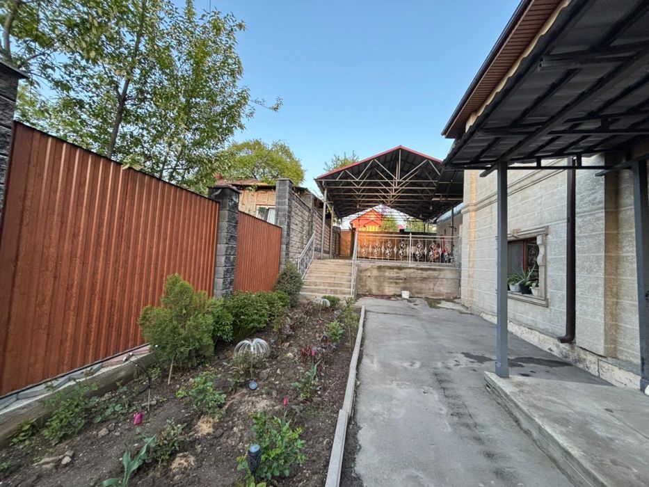 Продаю дом с готовым бизнесом