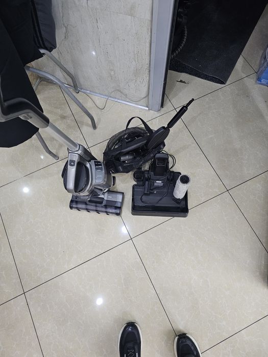 вертикальный пылесос