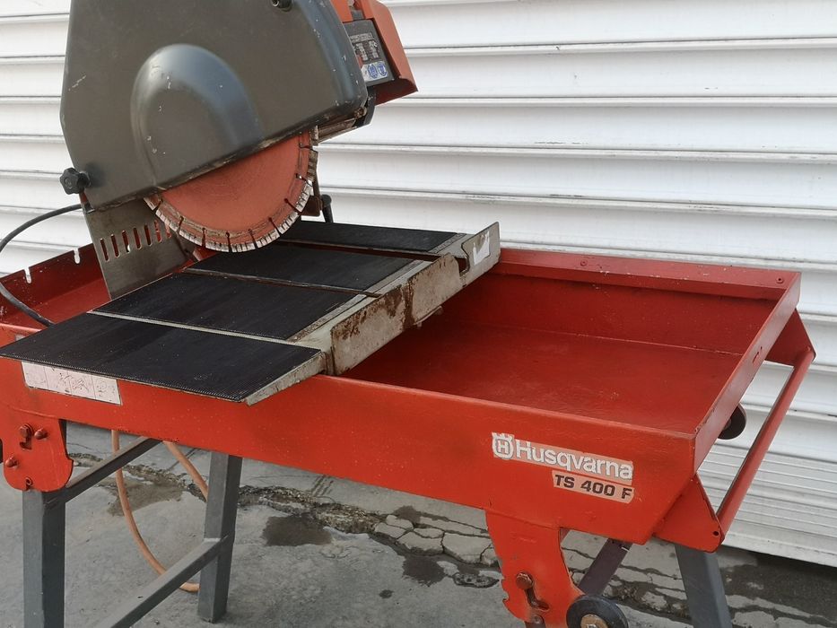 Husqvarna TS400F Машина за Рязане на Тухли Камък Чупещо Рамо