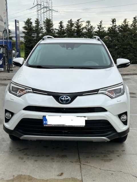 vand auto Toyota Rav4