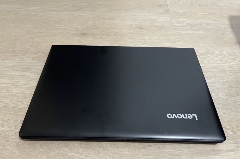 Laptop Lenovo IdeaPad 310-151SK Intel Core Skylake i7-6500U 500GB 8GB