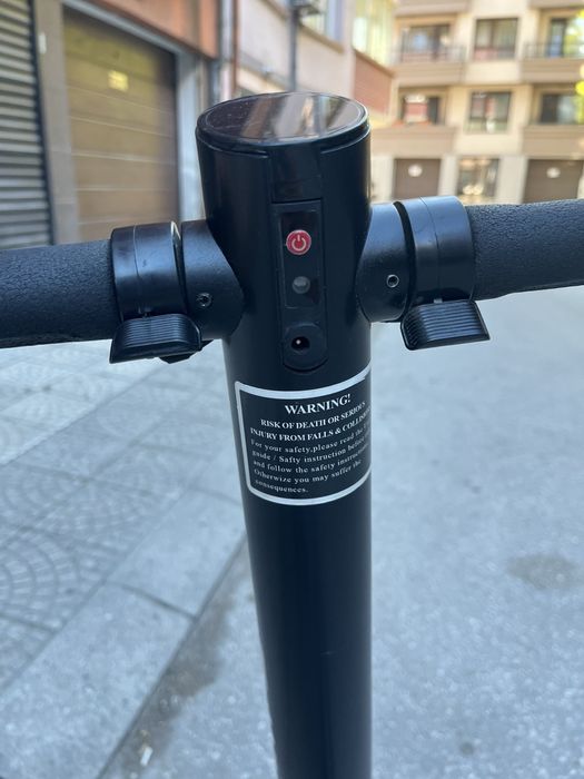 Тротинетка e-wheels