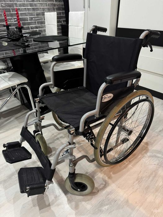 We Care 9031 Рингова инвалидна количка, с чужда помощ