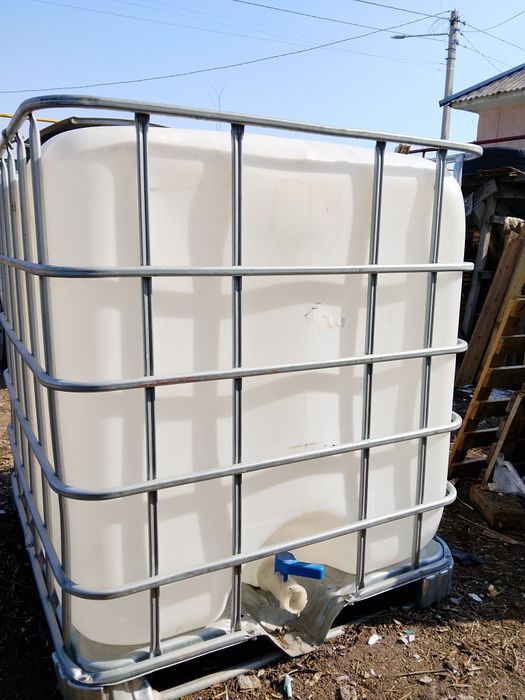 Продам Евро куб 1000 л