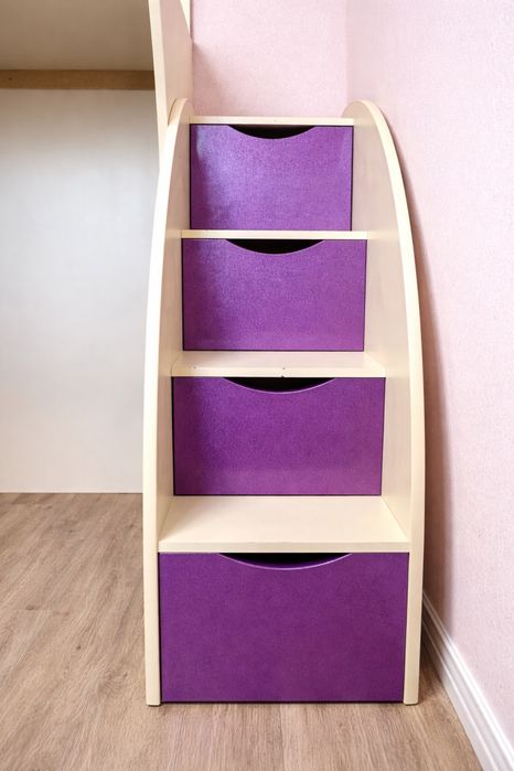 Кровать двухъярусная чердак