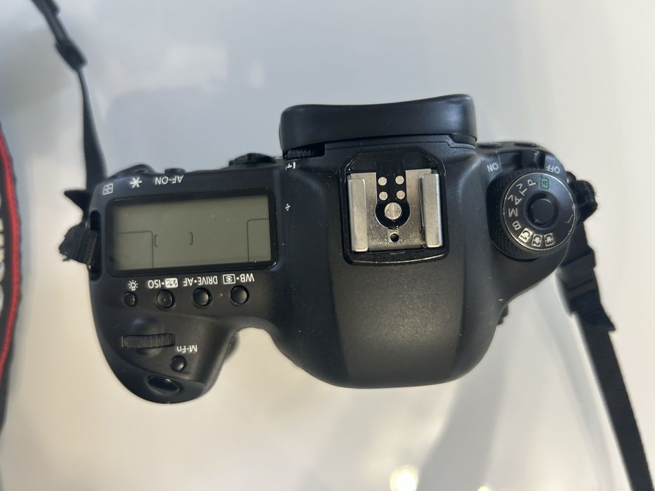 Canon 5D Mark IV
