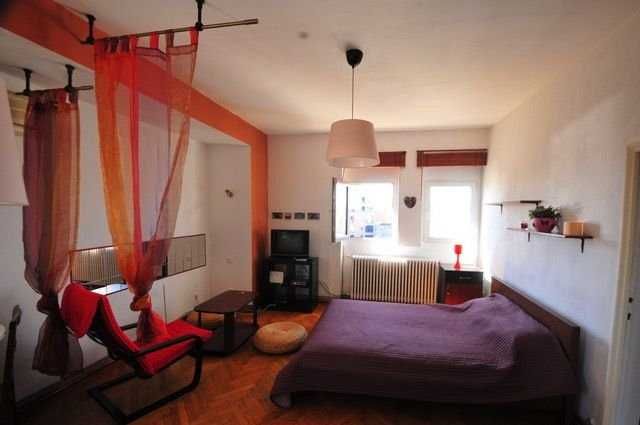 studio cochet,centrala proprie,zona Horei-Protv