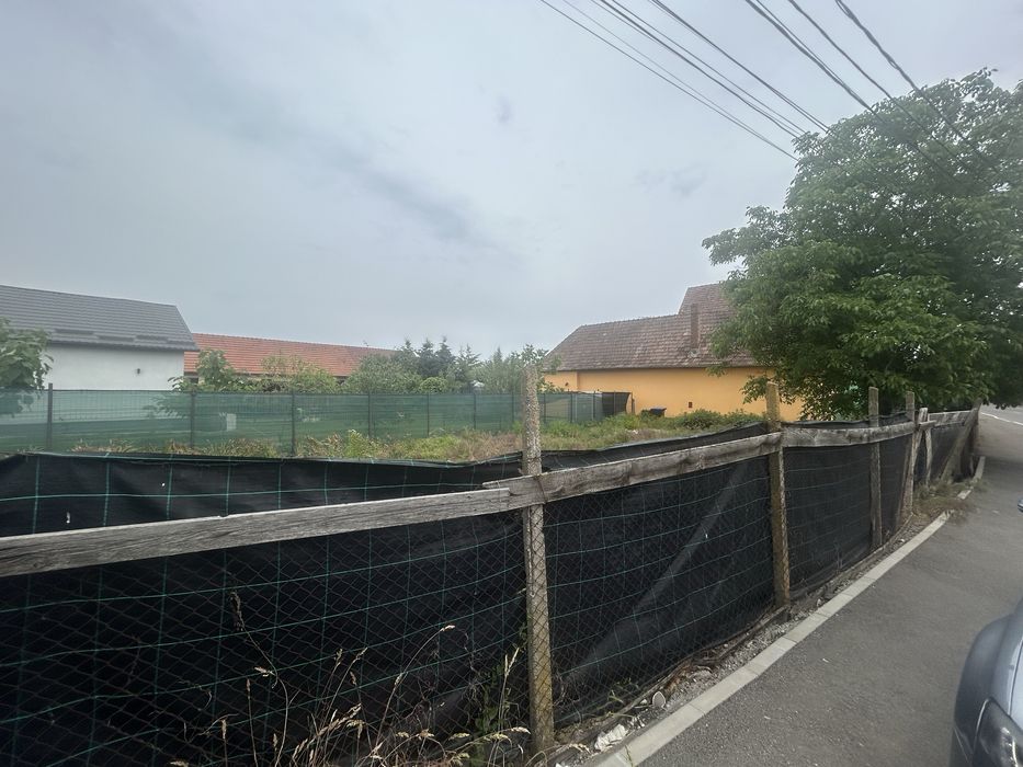 Teren pentru casa cu autorizatie de construire