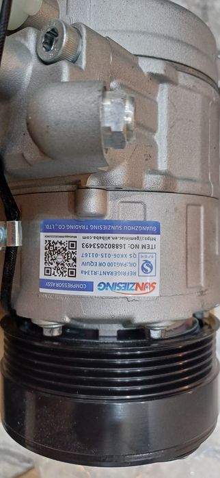 Компрессор кондиора Сузуки Грант Витара мотор J20A