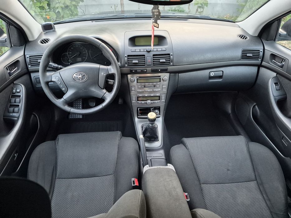 Toyota Avensis 2.2 Diesel  An 2006