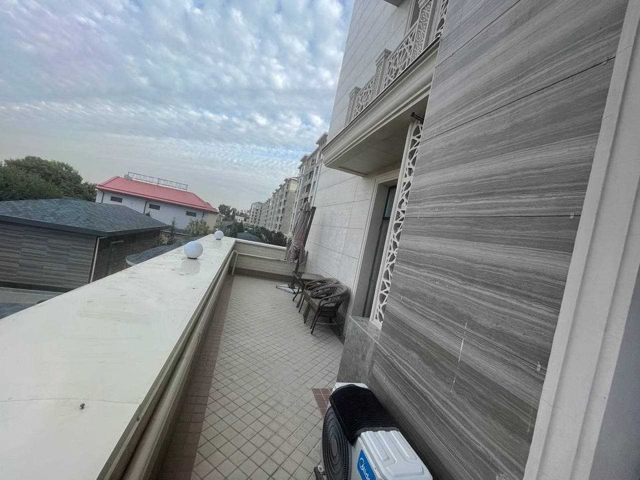 Сдается квартира Голден хаус Новза