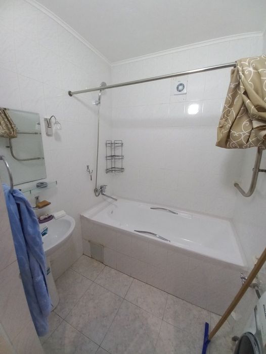 Продажа 4/4/4 на Ц-15, 4 хонали сотилади