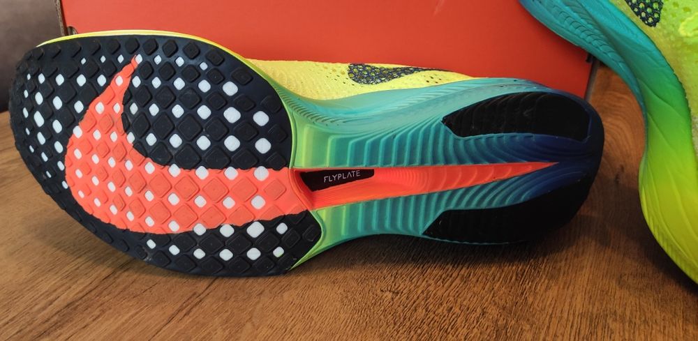 NIKE VAPORFLY 3 cabon номер 43