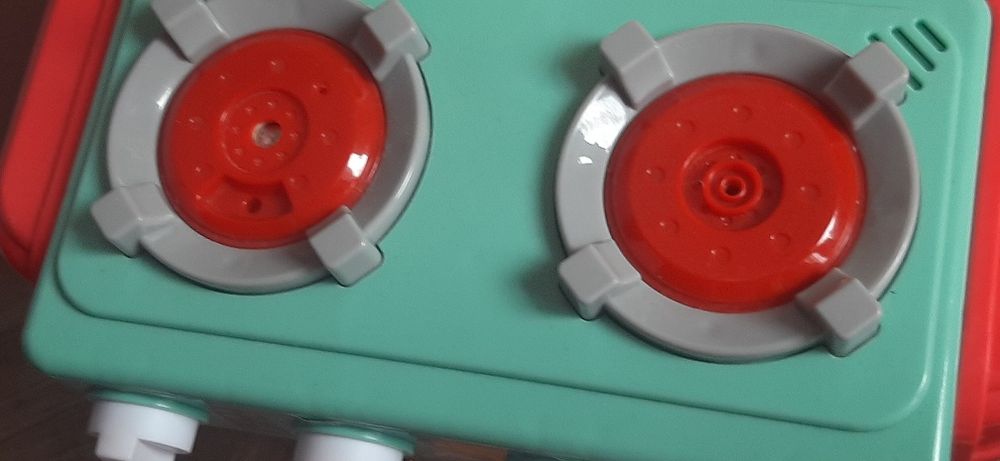 Игрушечная кухня