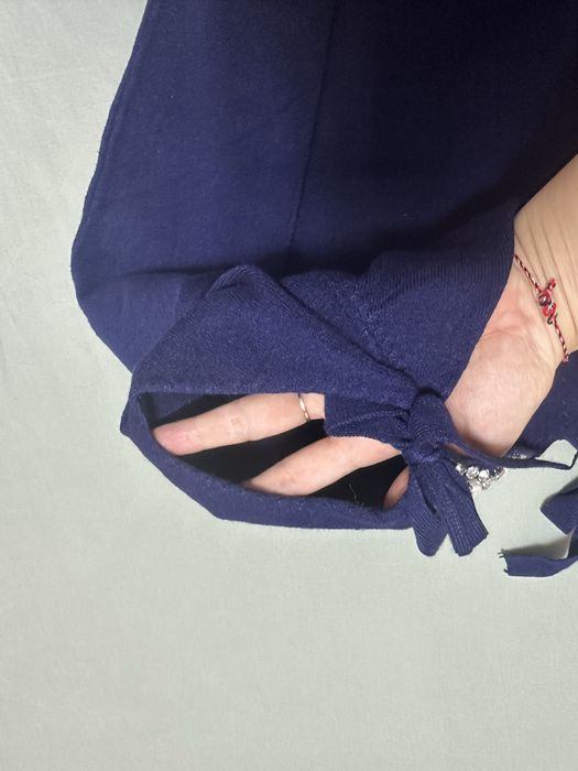 Кофта синего цвета