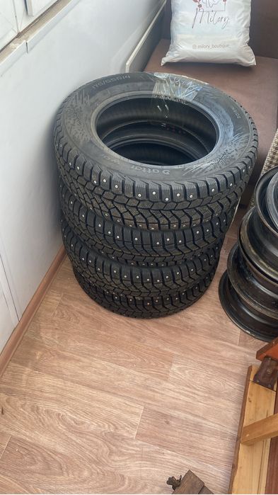 зимняя резина 175/65R15