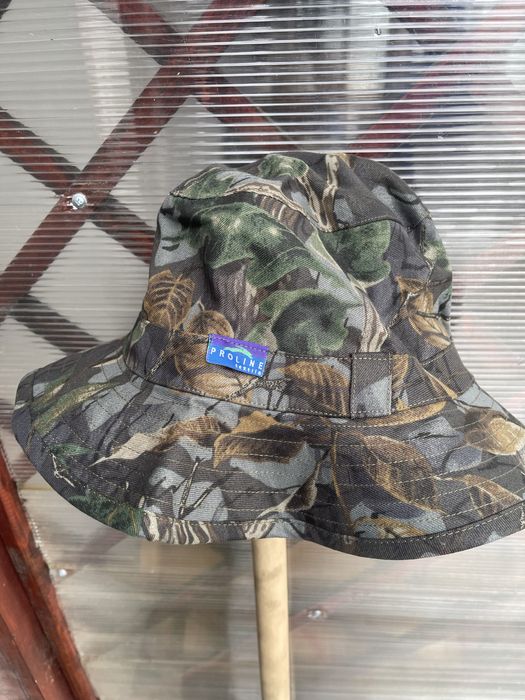 Se vinde costum camuflaj ,vanatoare,pescuit ,