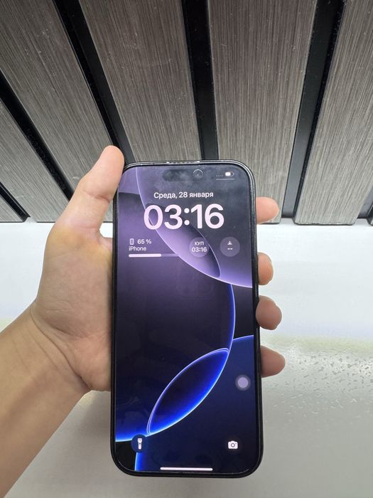 Айфон 16 про черного цвета