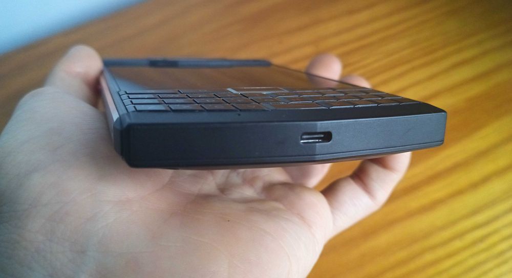 Telefon Unihertz Titan