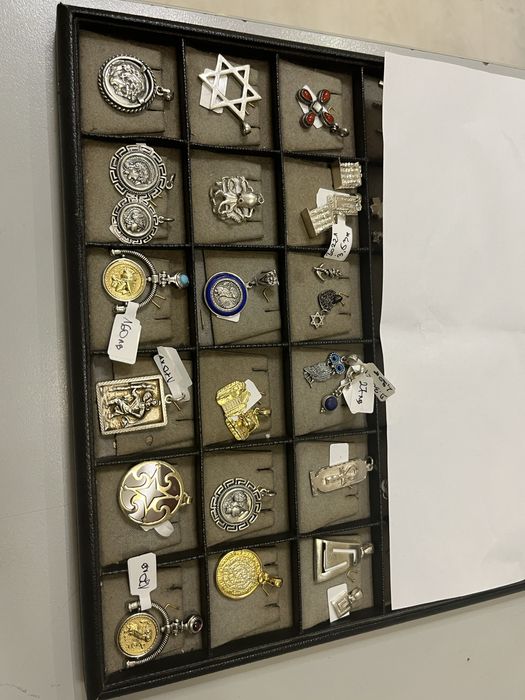 Различни видове висулки