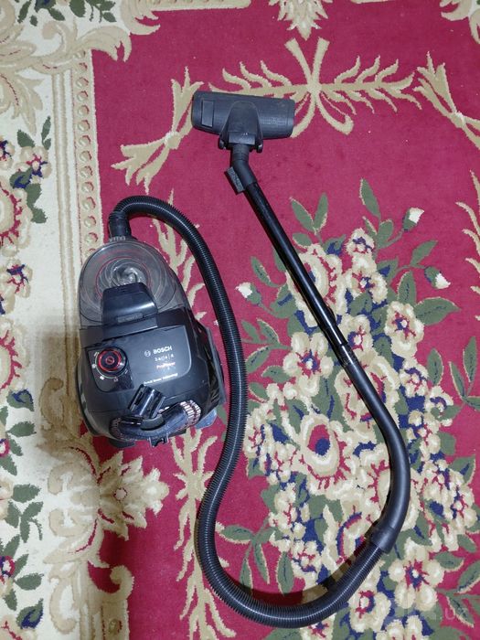 Пылесос Bosch Serie 4