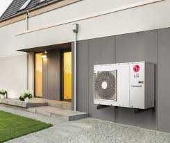 Монтаж на термопомпи и соларни системи