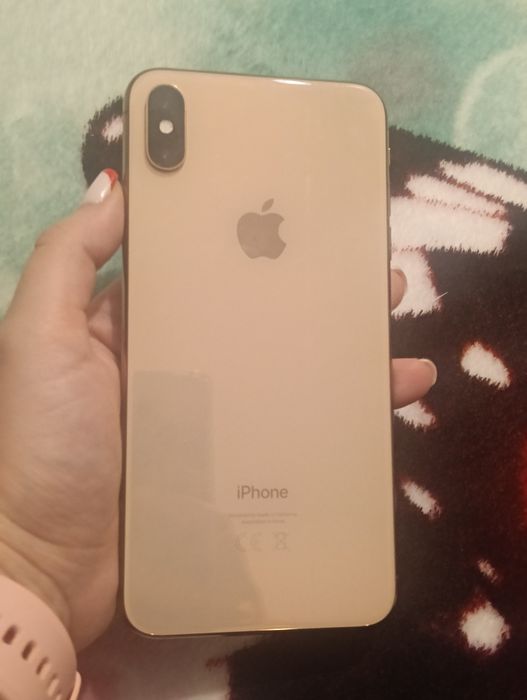 Vând iPhone Xs Max