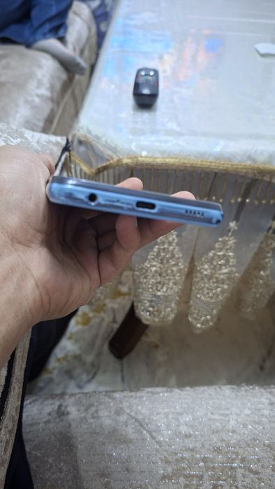 Samsung A32 srochnaga ideal