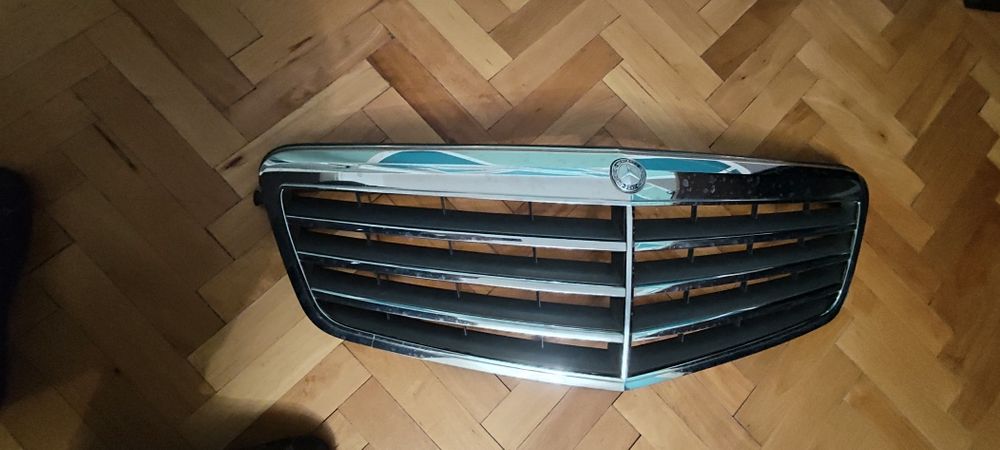 Решетка за мерцедес w212